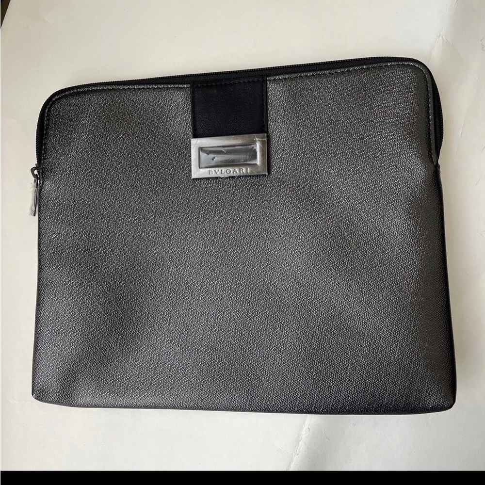 BVLGARI Grey CLUTCH Bag Tablet Cosmetic ACCESSORIES Bag NWOT